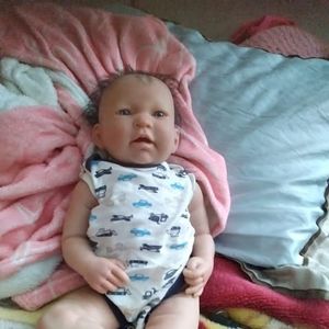 Meet your Posher, Candy